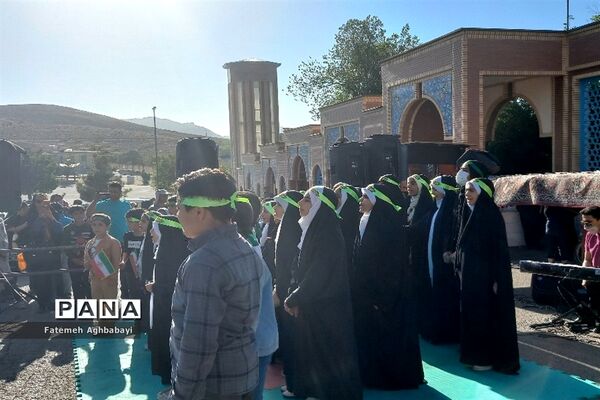 همایش پیاده‌روی امام رضایی‌ها در شهرکرد