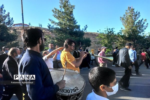 همایش پیاده‌روی امام رضایی‌ها در شهرکرد