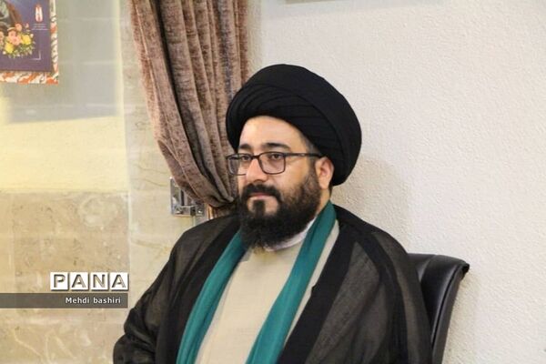 مراسم ولادت امام رضا(ع) در مسجد امام خمینی(ره) رودهن