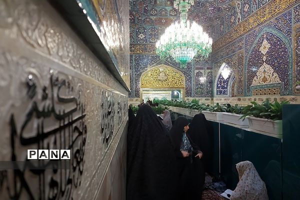 حال و هوای حرم مطهر رضوی در دهه کرامت