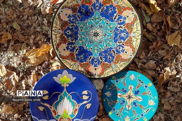 آثار هنری و تولیدی معلم درس هنر در رودهن