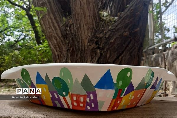 آثار هنری و تولیدی معلم درس هنر در رودهن