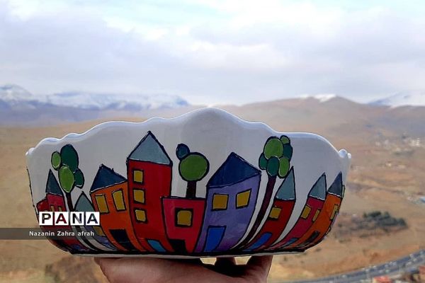 آثار هنری و تولیدی معلم درس هنر در رودهن