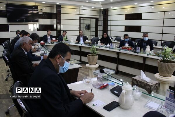 جلسه ستاد ثبت نام  اداره‌کل آموزش و پرورش استان بوشهر