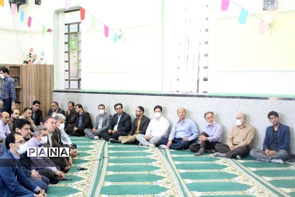 برگزاری جشن میلاد امام رضا(ع) در اداره‌کل آموزش و پرورش استان همدان