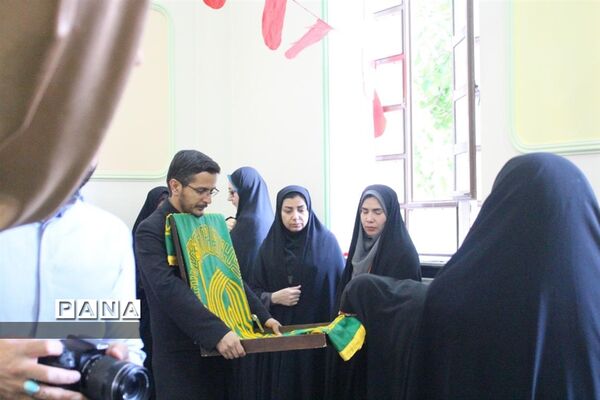 برگزاری جشن میلاد امام رضا(ع) در اداره‌کل آموزش و پرورش استان همدان