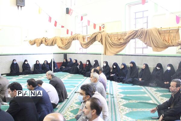 برگزاری جشن میلاد امام رضا(ع) در اداره‌کل آموزش و پرورش استان همدان