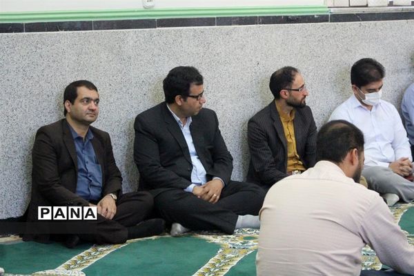 برگزاری جشن میلاد امام رضا(ع) در اداره‌کل آموزش و پرورش استان همدان