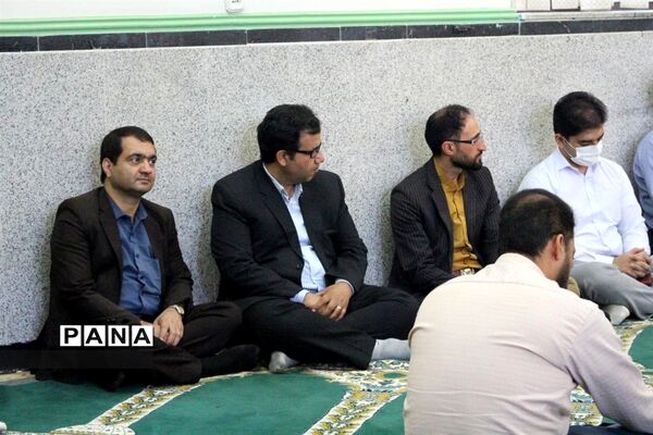 برگزاری جشن میلاد امام رضا(ع) در اداره‌کل آموزش و پرورش استان همدان