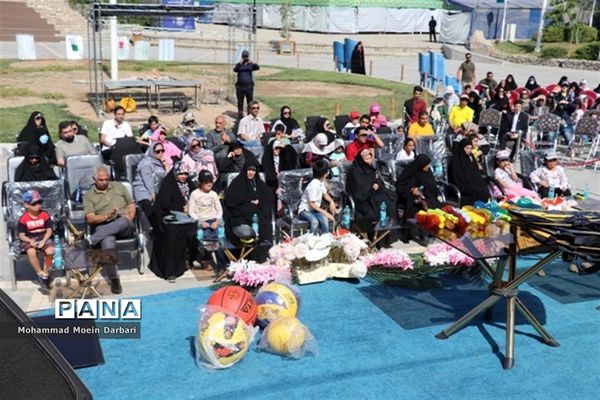 برگزاری همایش بزرگ پیاده‌روی خانوادگی در بوستان کوهسنگی مشهد
