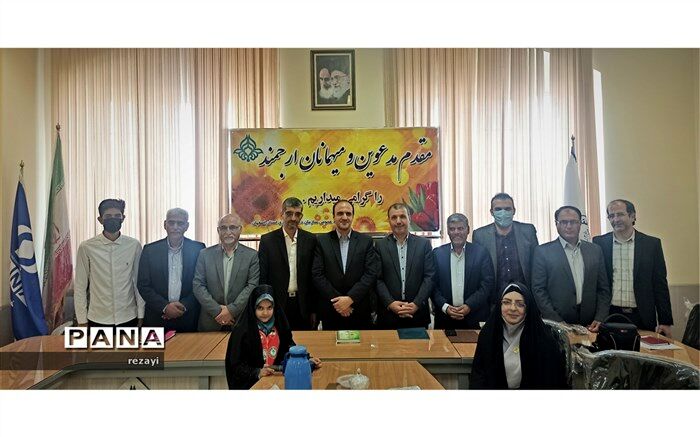 جلسه تودیع و معارفه مدیر سازمان دانش‌آموزی استان اصفهان  برگزار شد