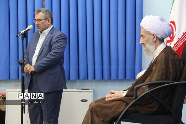 دیدار سرپرست و کارکنان جهاد کشاورزی با نماینده ولی فقیه
