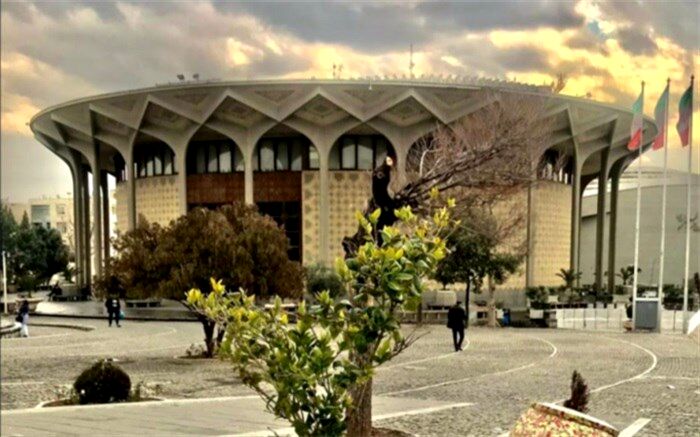 آمار فروش و تماشاگران نمایش های سه تالار نمایشی اعلام شد