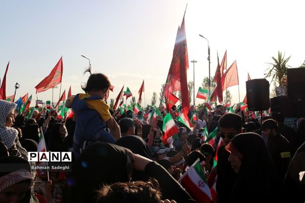 اجتماع عظیم سلام فرمانده با حضور دهه نودی‌ها در اردبیل