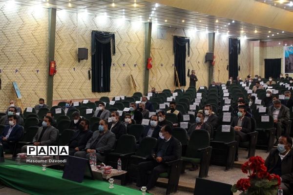 وداع با شهید تازه تفحص شده همزمان با دومین سالگرد شهادت سردار حاج قاسم سلیمانی در شیراز