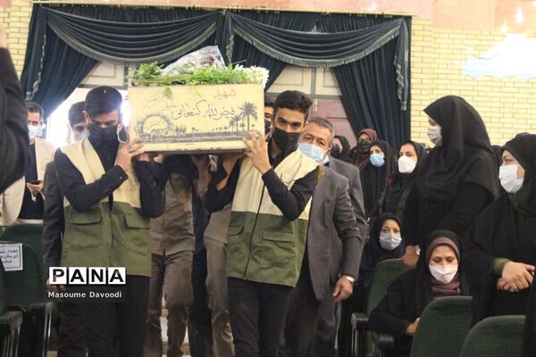 وداع با شهید تازه تفحص شده همزمان با دومین سالگرد شهادت سردار حاج قاسم سلیمانی در شیراز