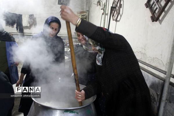 مراسم عزاداری شب شهادت حضرت زهرا در روستای تیله نو