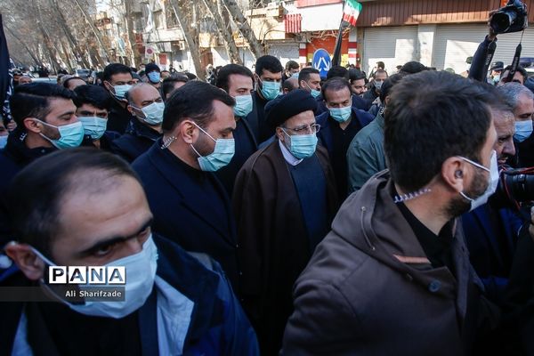 تشییع پیکرهای ۱۵۰ شهید دوران دفاع مقدس