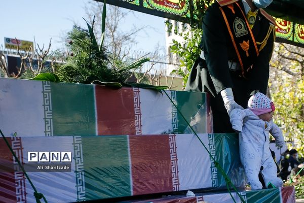 تشییع پیکرهای ۱۵۰ شهید دوران دفاع مقدس