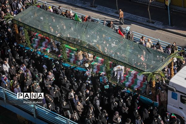 تشییع پیکرهای ۱۵۰ شهید دوران دفاع مقدس