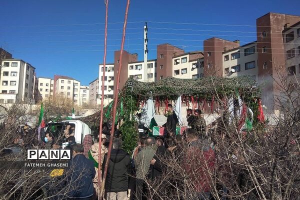 وداع مردم شهیدپرور شهرستان پردیس با شهید امیر زمان‌زاده