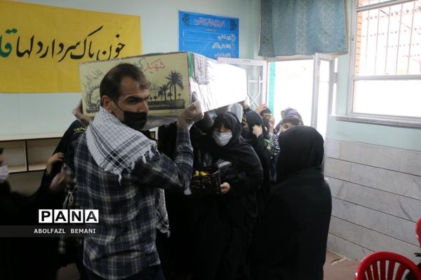 یادواره شهدا در مدرسه تمام تشکیلاتی شهید بیطرفان قم