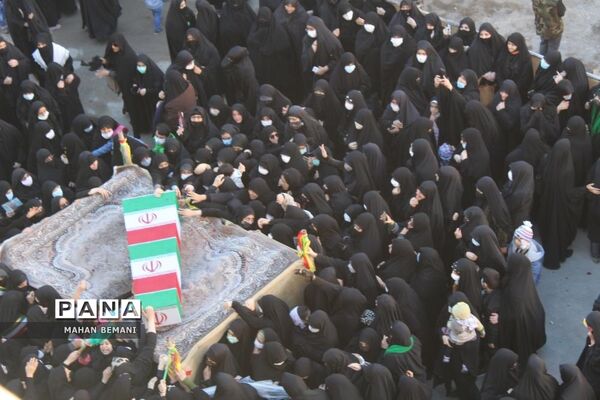 خاکسپاری دو شهید گمنام در مدرسه علمیه فاطمی