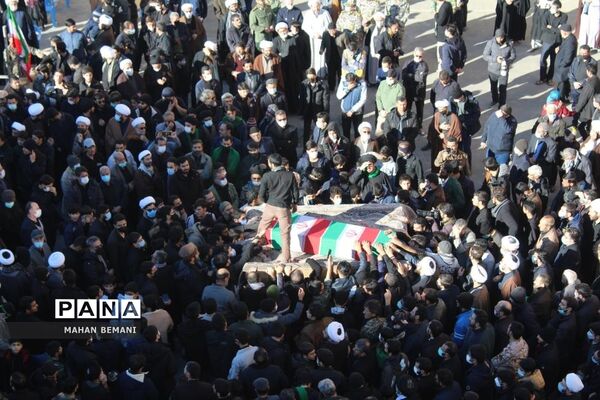 خاکسپاری دو شهید گمنام در مدرسه علمیه فاطمی