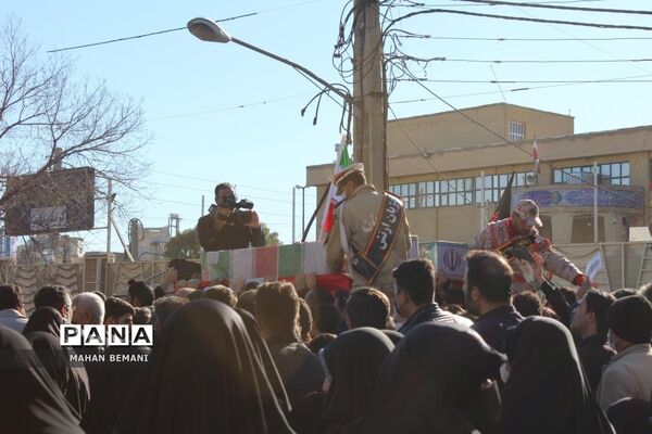 خاکسپاری دو شهید گمنام در مدرسه علمیه فاطمی