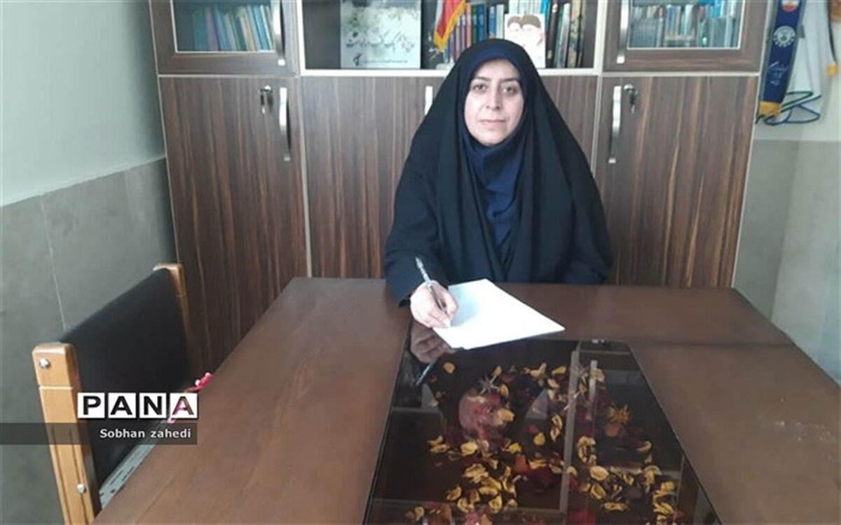 شرکت در نماز جمعه حس یکپارچگی نظام را در دانش‌آموزان  تقویت می‌کند