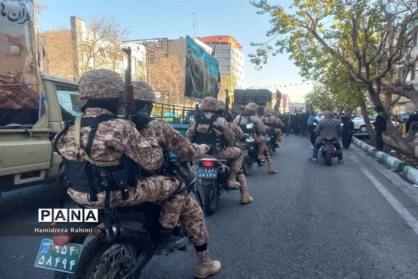تشیع پیکرهای مطهر ۱۵۰ شهید گمنام دفاع مقدس