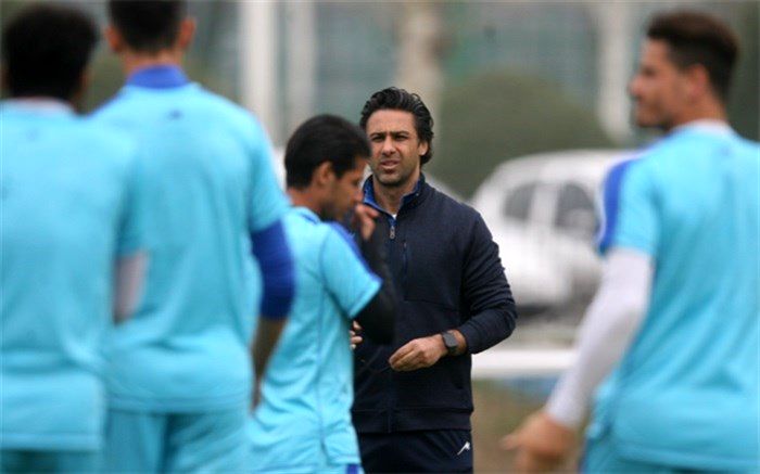 استقلال قهرمان نشود فرهاد مجیدی باید برود