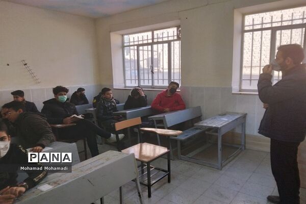 برگزاری امتحانات حضوری نوبت اول پایه نهمی شهرستان کاشمر