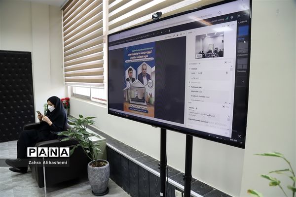نشست اعضای دبیرخانه کشوری گروه آموزشی مشاوران