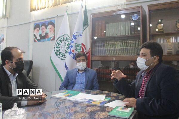 جلسه هم‌اندیشی مشاور جوان استاندار بوشهر با سازمان دانش‌آموزی استان