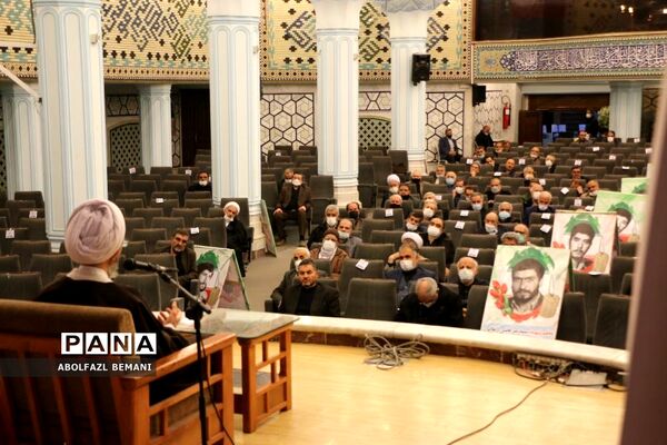 برگزاری همایش فرهنگیان قم در موسسه  امام خمینی(ره)