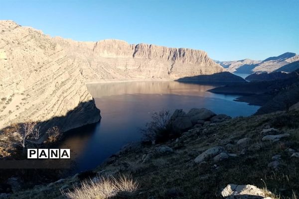 صعودگروه کوهنوردی کوهیاران مسجدسلیمان به کوه کمرو