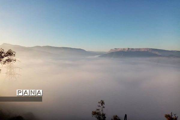 صعودگروه کوهنوردی کوهیاران مسجدسلیمان به کوه کمرو