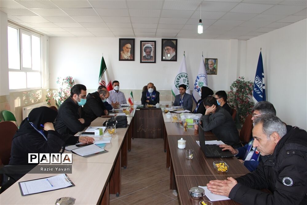 هم‌اندیشی مسئولان سازمان دانش‌آموزی استان خراسان شمالی
