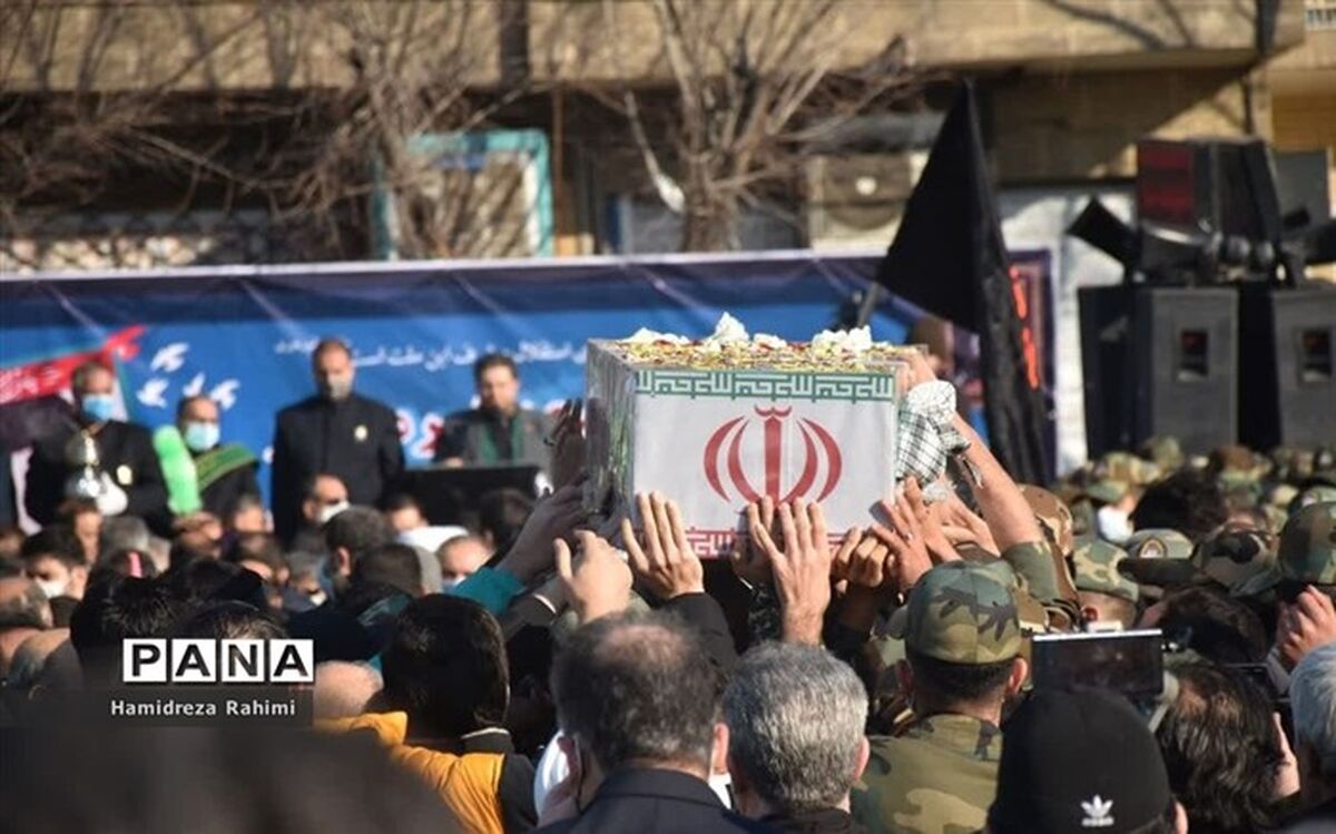 شهید سلیمانی، الگویی برای جوانان است