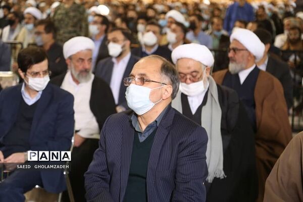 دیدار مردم قم با رهبر انقلاب در سالروز قیام 19 دی
