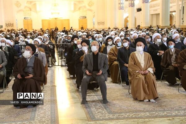 دیدار مردم قم با رهبر انقلاب در سالروز قیام 19 دی