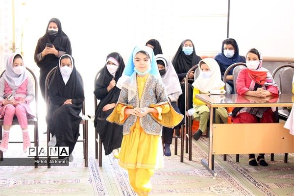 آیین تجلیل از برگزیدگان جشنواره کتاب من