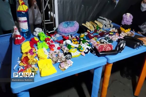 اجرای برنامه‌های فرهنگی و اجتماعی و برپایی غرفه‌های مربوطه در محله کیانشهر منطقه ۱۵