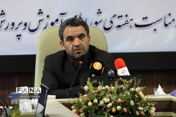 نشست خبری سرپرست سازمان مدارس و مراکز غیر دولتی و توسعه مشارکت‌های مردمی