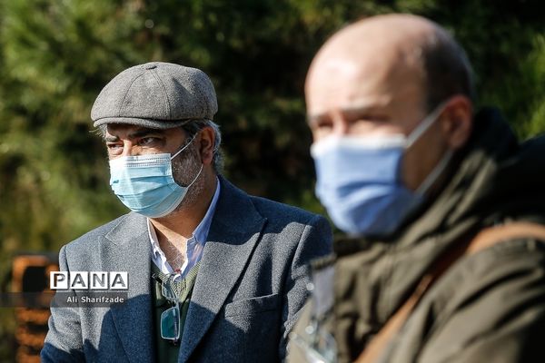 مراسم خاکسپاری حمید لبخنده