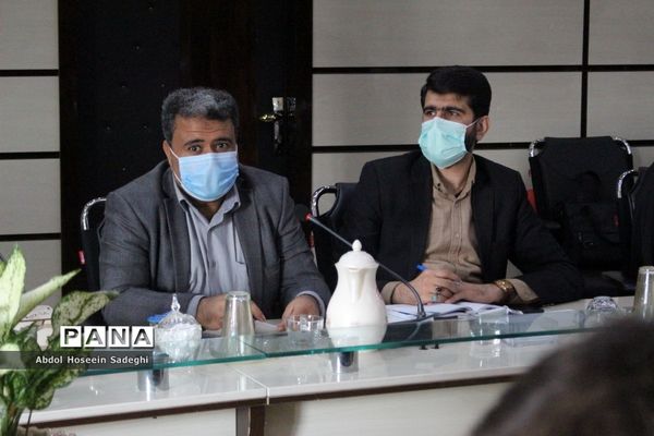 اولین نشست کمیته فرهنگیان و دانش‌آموزان ستاد گرامیداشت دهه فجر انقلاب اسلامی آموزش و پرورش استان بوشهر