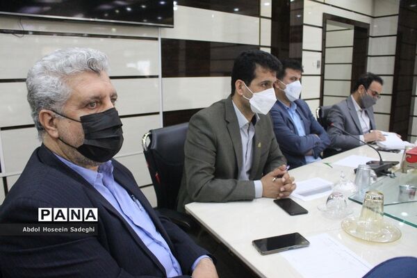 اولین نشست کمیته فرهنگیان و دانش‌آموزان ستاد گرامیداشت دهه فجر انقلاب اسلامی آموزش و پرورش استان بوشهر