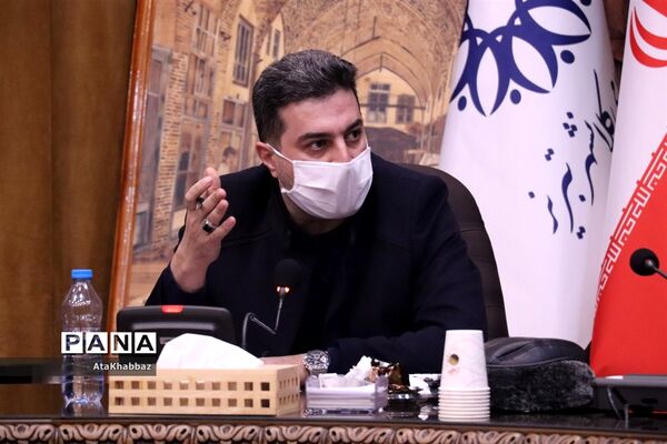 نشست خبری روح الله رشیدی با رسانه‌های تبریز