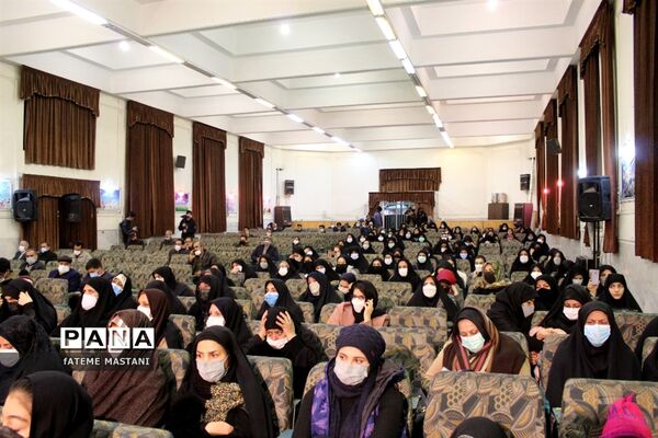 محفل انس با قرآن در اداره آموزش و پرورش ناحیه